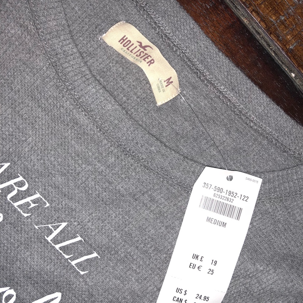 Gray long sleeve never worn Hollister